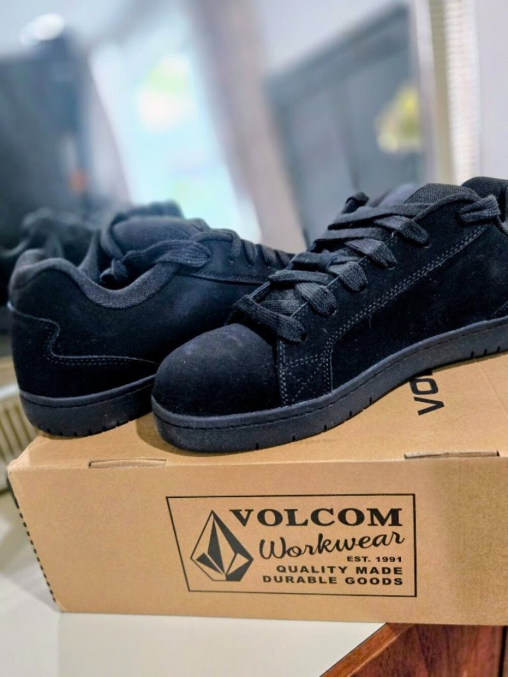 Volcom Workwear Stone Composite Toe Work Stone Shoes Men's 10.5, NIB